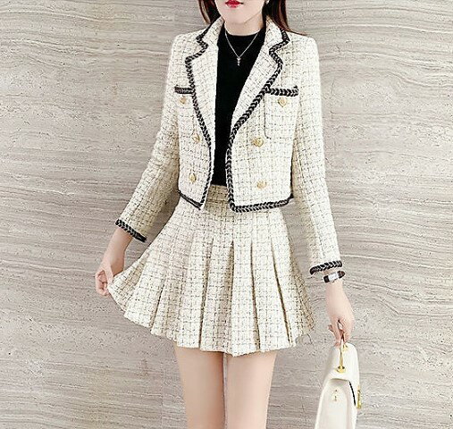 上下セット 2点セット フリル スリム 着痩せ 大きいサイズ 【大きいサイズ レディース ニット 上下セット set スウェット スエット sweat ルームウェア ジャージ 秋冬 setup】