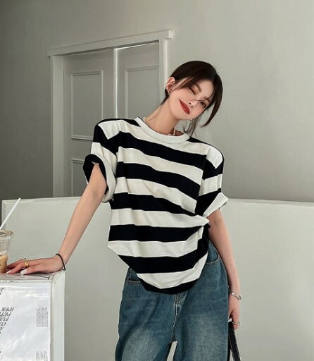 Tシャツ 半袖 体型カバー 着痩せ ボーダー柄 シンプル カジュアル【大きいサイズ レディース 無地 シャツ チュニック 夏秋 tシャツ ゆったり uv shirt】 Tシャツ 半袖 体型カバー 着痩せ ボーダー柄 シンプル カジュアル【大きいサイズ レディース 無地 シャツ チュニック 夏秋 tシャツ ゆったり uv shirt】