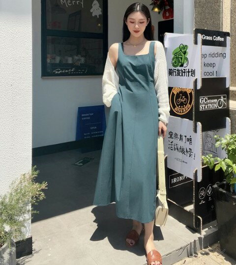 キャミソールワンピース フリル スリム 着痩せ シンプル【大きいサイズ レディース 春夏 結婚式 きれいめ タイト フォーマル 大人 上品 チュニック one-piece】