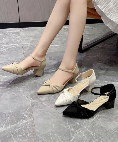 ツイストパンプスアンクルストラップ美脚