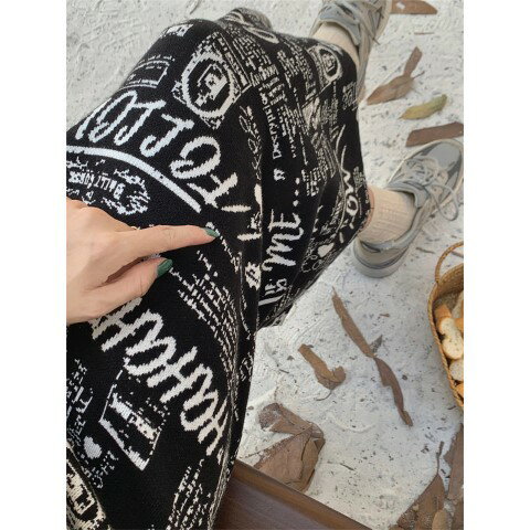 スリットニット生地ロング厚手スカート