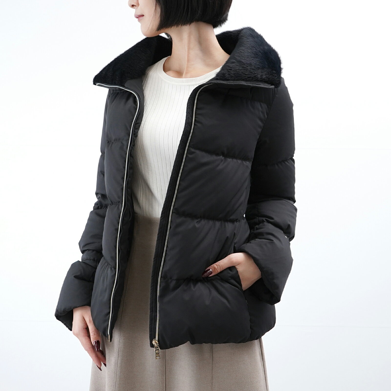 HERNO ヘルノ Arendelle ダウンジャケット PI002141 D12414Z ブラック アウター レディース 女性 人気 おすすめ プレゼント ロゴの商品画像