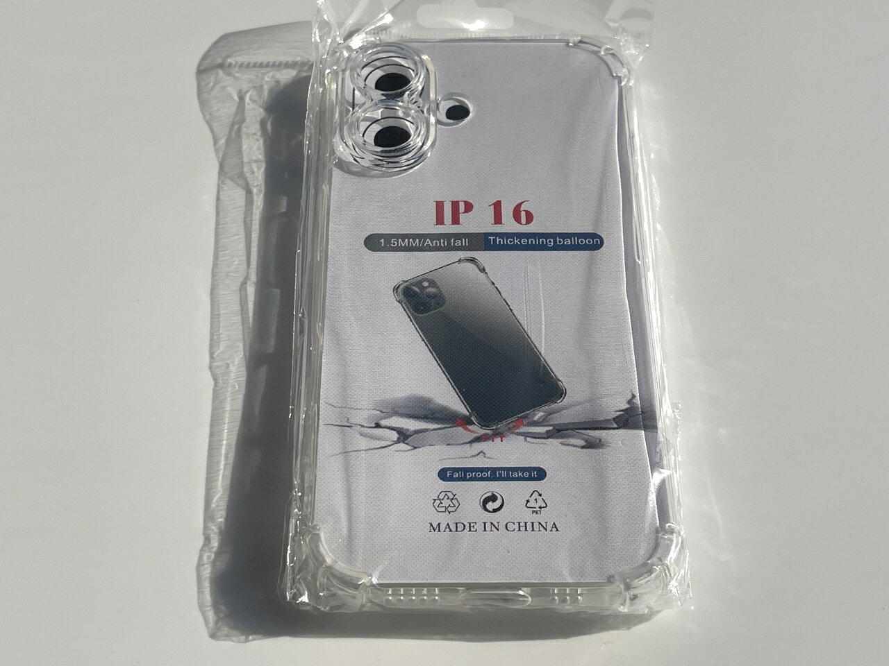 Rakuten - iPhone 16 6.1インチ 耐衝撃 上質 TPU ソフト 透明 クリア ケース みみ