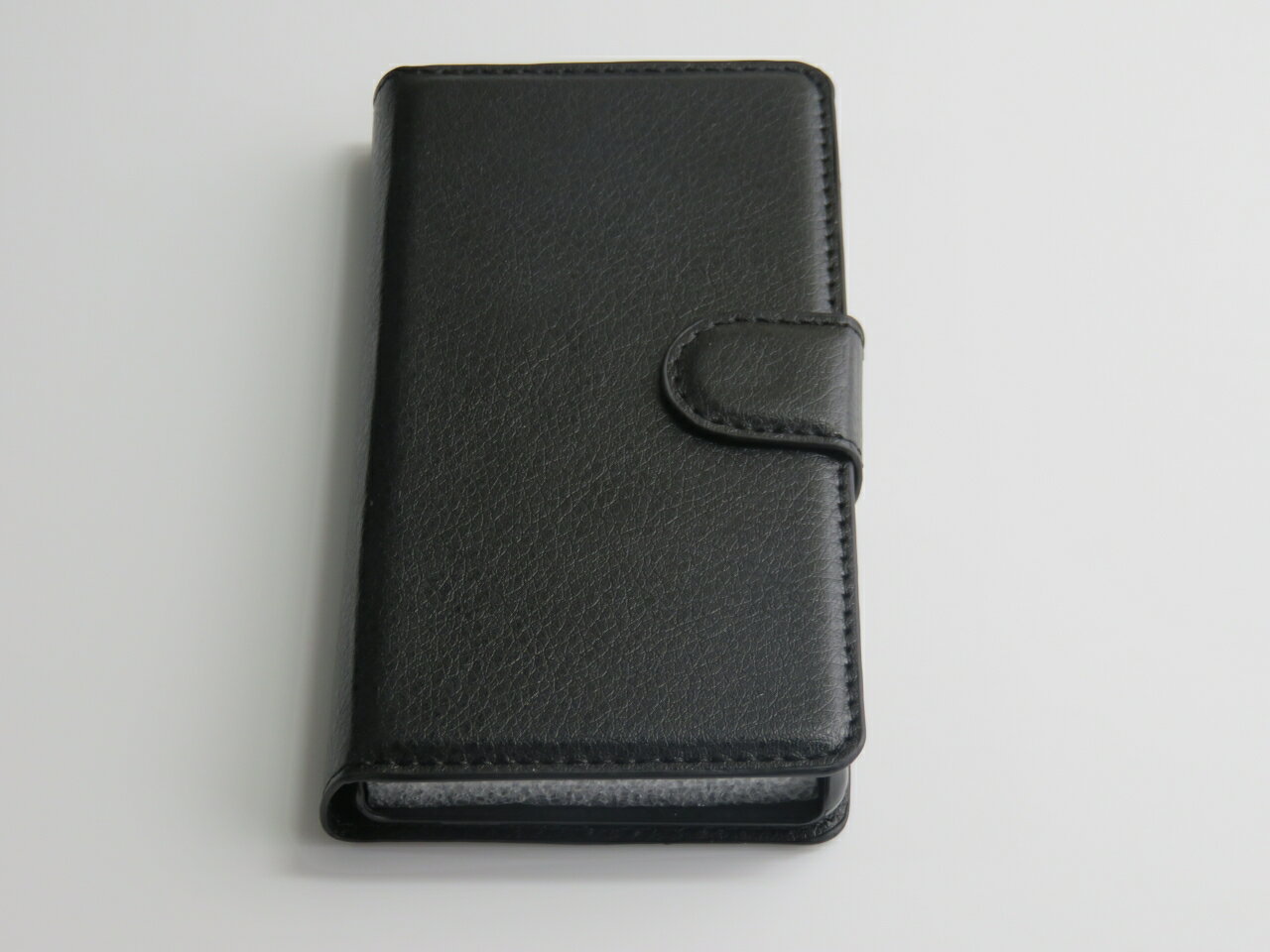 乐天商城 - Xperia Z3 Compact SO-02G PUレザーケース カバーP 黒色 赤色 茶色 濃ピンク 水色 緑色 白色 ピンク 紫色