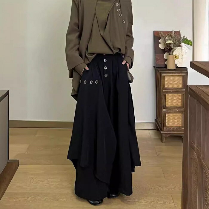 Rakuten - ワイドパンツ メンズ パンツ アシンメトリー デザイン ワイドシルエット クロップドパンツ 九分丈 アンクル丈 変形 個性的 ボタン ボタン付き ゆったり オーバーサイズ リラックス モード系 原宿系 ストリート かっこいい 和風 春 夏 秋 新作 ブラック 黒