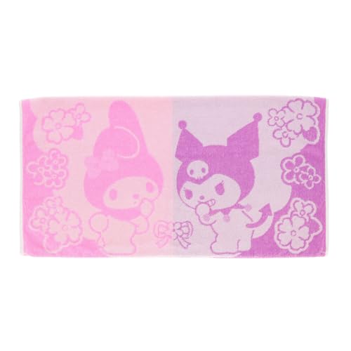 ふりむきフラワー/約H34×W64cm/3725018700・Color:ふりむきフラワー・パッケージ個数:1・サイズ：約H34×W64cm / 生産国：ベトナム社会主義共和国・組成：綿95％　ポリウレタン5％ / 仕様：パイルジャカード・抗菌防臭加工・ふわふわのタオル地(顔に触れるパイル部分は綿100％)が気持ちいい枕カバー。伸縮性のある生地で取り替え簡単です・【取り扱い上の注意】この製品は、素材の特性上、洗濯すると生地が伸びてしまうことがありますのでご注意ください。 また、形が崩れやすいため洗濯の際はネットに入れて下さい。・(C)'76 '20 SANRIOのびのび素材で簡単着脱。洗濯後も戻しやすい枕カバーです。 タオル素材で簡単に洗濯できます。(型崩れをしやすいため、洗濯ネットをご使用ください。) 肌に触れるタオル生地部分は綿素材で肌にも優しいです。 抗菌防臭加工をしているので繊維上の菌の増殖を抑え、嫌な臭いを防ぎます。