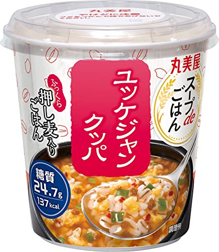 -/69.8グラム (x 6)/4902820135664・FlavorName:ユッケジャンクッパSize:69.8グラム (x 6)・パッケージ個数:6・商品サイズ(高さ×奥行×幅):12.2cm×30.9cm×20.8cm商品紹介 ・当社独自の“ふっくら製法で作った「ごはん」と、「こだわりのスープ」がセットになった商品です。 ・お湯を注いで3分で出来上がり。主食・間食など色々な食シーンにぴったりです。 ・白米より食物繊維が多い「押し麦」入りです。 ・牛肉の旨味と豆板醤の辛味を効かせた、コクのあるピリッと辛いクッパです。 ・牛肉そぼろ、かきたま、ねぎ、胡麻、唐辛子入り。 原材料・成分 ［ごはん］うるち米（国産）、大麦、なたね油／トレハロース、乳化剤、（一部に大豆を含む）｜［具入りスープ］食塩、砂糖、デキストリン、いりごま、鶏卵加工品、植物油脂、醤油、還元水あめ、たん白加水分解物、豆板醤、牛肉、にんにく粉末、牛脂、ねぎ、乳糖、唐辛子、でん粉、エキス（ビーフ、オニオン、酵母）、植物性たん白、香味油、胡椒、生姜粉末、ゼラチン、玉ねぎ粉末、ぶどう糖、水あめ／調味料（アミノ酸等）、卵殻カルシウム、増粘剤（キサンタン）、セルロース、リン酸塩（Na）、膨張剤、着色料（カラメル、カロチノイド）、グリセリン、酸化防止剤（ビタミンE）、酸味料、香辛料抽出物、香料、（一部に卵・乳成分・小麦・牛肉・ごま・大豆・ゼラチンを含む）