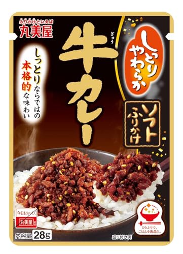 原材料:ビーフオイル（国内製造）、大豆加工品、いりごま、牛脂、醤油、カレー粉、ウスターソース、牛肉、植物油脂、卵白粉末、エキス（オニオン、酵母、ポーク、ビーフ）、食塩、みりん風調味料、植物性たん白、砂糖、発酵調味料、デキストリン、玉ねぎ粉末、ぶどう糖、でん粉、水あめ／ソルビット、トレハロース、調味料（アミノ酸等）、カラメル色素、セルロース、膨張剤、酸化防止剤（ローズマリー抽出物）、酸味料、香料、（一部に卵・小麦・牛肉・ごま・大豆・豚肉・りんごを含む）・商品サイズ(高さx奥行x幅):17cm×12cm×12.3cm商品紹介 ・大釜で丁寧に炊き上げた、「しっとりやわらか」な食感が特徴のふりかけです。 ・ドライタイプでは難しい「素材本来の風味」や「手作りのような味わい」を楽しめる、本格的な味わいです。 ・ 「しっとりやわらか」だから、どんなごはんにもよくなじみ、一体感のあるおいしさを楽しめます。 ・しっかりした味付けなので、調味料要らずの手軽なおかず作りにも活躍します。 ・保存に便利なチャック付き。 ・牛肉そぼろにカレーパウダー、白胡麻を合わせた、コクと旨味が引き立つ味わいです。 原材料・成分 ビーフオイル（国内製造）、大豆加工品、いりごま、牛脂、醤油、カレー粉、ウスターソース、牛肉、植物油脂、卵白粉末、エキス（オニオン、酵母、ポーク、ビーフ）、食塩、みりん風調味料、植物性たん白、砂糖、発酵調味料、デキストリン、玉ねぎ粉末、ぶどう糖、でん粉、水あめ／ソルビット、トレハロース、調味料（アミノ酸等）、カラメル色素、セルロース、膨張剤、酸化防止剤（ローズマリー抽出物）、酸味料、香料、（一部に卵・小麦・牛肉・ごま・大豆・豚肉・りんごを含む）