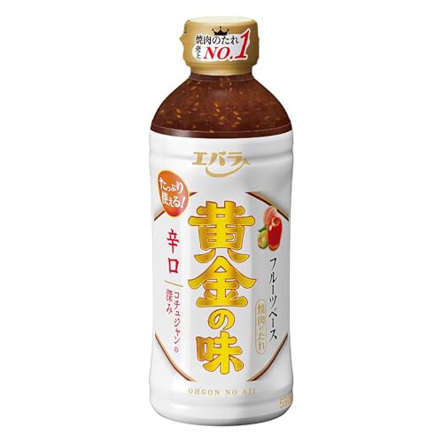 白&黄金/590g (× 2)/-・FlavorName:辛口Size:590g (× 2)・?【美味しさの秘密】黄金の味は、国産りんご100 ％使用した焼肉のタレです。重量の1/3以上が「りんご」です。果実由来の自然なとろみが焼いたお肉にほど良くからみ、さらにおいしく焼肉を楽しめます。収穫された旬のりんごを貯蔵し、水分量・糖度・柔らかさを見極め品種をブレンド。ベストのタイミングで加工に入ります。“ 濃厚 ” で “ 本格的 ” な焼肉のたれを実現。・?【豊富なサイズバリエーション】シーンに合わせて選べる充実した容量をラインナップしました。少人数向けの小容量（210g）から大人数で楽しめる大容量（590g）までご利用シーンや人数に合わせてお選びいただけます。・?【果実でコクのある味わい】定番の「甘口」「中辛」「辛口」をご用意。「黄金の味」は、厳選されたりんご、もも、うめなどを秘伝の黄金比率でブレンドした、果実たっぷりでコクのある焼肉のタレです。果実の力でお肉が、ぐっとおいしくなる。お肉と「黄金の味」の絶妙なハーモニーをお楽しみください。・?【使い方様々】お肉に焼肉の商品紹介 黄金の味は、国産りんご100 ％使用した焼肉のタレです。重量の1/3以上が「りんご」です。果実由来の自然なとろみが焼いたお肉にほど良くからみ、さらにおいしく焼肉を楽しめます。収穫された旬のりんごを貯蔵し、水分量・糖度・柔らかさを見極め品種をブレンド。ベストのタイミングで加工に入ります。“ 濃厚 ” で “ 本格的 ” な焼肉のたれを実現。 原材料・成分 【原材料】果実ピューレ（りんご（国産）、もも、うめ）、醤油、砂糖、アミノ酸液、コチュジャン、豆板醤、還元水あめ、にんにく、蜂蜜、食塩、白ごま、オニオンエキス、蛋白加水分解物、ごま油、香辛料／カラメル色素、（一部に小麦・ごま・大豆・もも・りんごを含む）【栄養成分】大さじ1杯17g 当たりエネルギー（kcal）21、たんぱく質（g）0.6、脂質（g）0.1、炭水化物（g）4.4、食塩相当量（g）0.9【アレルゲン】小麦、ごま、大豆、もも、りんご 使用方法 たれを小皿にとり、焼きあがった肉、野菜等につけてお召しあがりください。