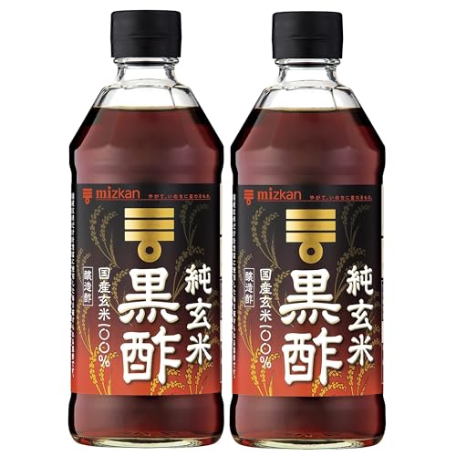 500ml×2本/500ml(×2)/4902106238607・FlavorName:純玄米黒酢Size:500ml(×2)・パッケージ個数:2・原材料:玄米(国産)・栄養成分:大さじ1杯15ml当たり エネルギー:7.2kcal、たんぱく質:0.17g、脂質:0g、炭水化物:1.8g、食塩相当量:0.0072g・国産 玄米100%使用、原材料は国産玄米だけ・ミツカンのこだわりと技術を結集した飲みやすく使いやすい黒酢です商品紹介 国産玄米だけを豊富に使用した毎日続けられる黒酢です。アミノ酸などの旨み成分を豊富に含んだ、まろやかな酸味が特長のお酢(ビネガー)です。独自の醸造技術により、さわやかな味わいを実現し、くせの原因となっている成分を抑えた、飲みやすくお料理にも使いやすい黒酢です。お召し上がり方:純玄米黒酢大さじ1杯(15ml)を5倍以上に薄めて黒酢ドリンク(飲むお酢、ビネガードリンク)としてお飲みください。酢豚の甘酢、ぎょうざのつけだれ、炒め物やスープにかけて食べるなど、和食・中華等、お料理にも幅広くお使いいただけます。 原材料・成分 玄米(国産)