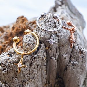 ジュエリー イヤーカフ ステンレス 送料無料 キュービックジルコニア 片耳用 クロス シルバー イエローゴールド ピンクゴールド アクセサリー レディース メン...