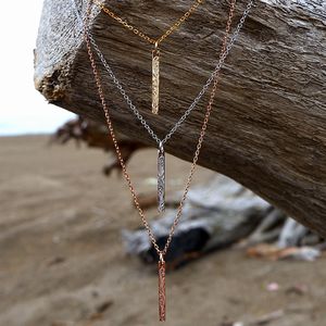 ハワイアン ジュエリー ネックレス ステンレス 送料無料 バー スクロール ペンダント イエローゴールド ピンクゴールド シルバー ペア アクセサリー レディー...