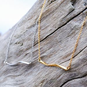 ハワイアン ジュエリー ネックレス ステンレス 送料無料 イエローゴールド ピンクゴールド シルバー ウェーブ スクロール ペア アクセサリー レディース メン...