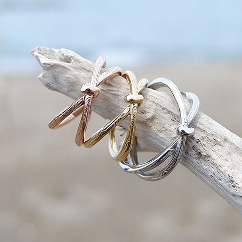 ハワイアン ジュエリー リング ステンレス 送料無料 リボン クロス スクロール サージカル シルバー イエローゴールド ピンクゴールド ペア アクセサリー 9...