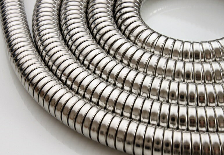 【送料無料】超軽量 超柔軟 防菌防カビ 節水タイプ ステンレス シャワーホース 2.0m パッキン付き メタル ラセン 2m