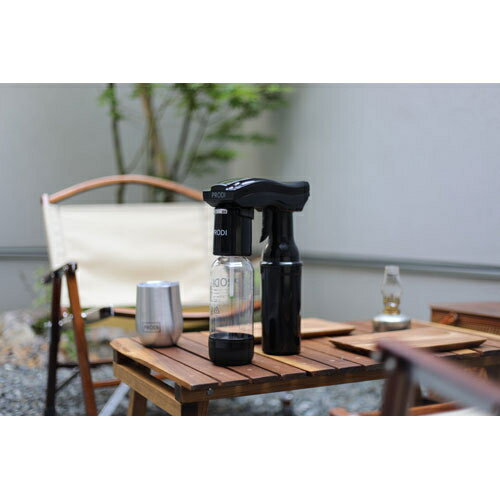 PRODI（プロディ） PRODI ソーダガン ブラック 家庭用炭酸飲料メーカー スターターキット PSG1002 ソーダメーカー 炭酸水 ソーダ 炭酸 ソーダ水 炭酸水メーカー お酒 スパークリング 美容 キャンプ アウトドア 簡単