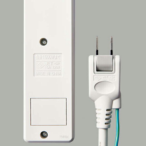 ECカレントのエレコム(ELECOM) T-T1C-3425WH ホワイト 電源タップ シャッタータップ 延長コード 3ピン 4個口 2.5m｜アングル2