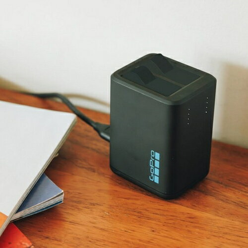 GoPro ゴープロ AEDBD-201-AS HERO13用バッテリーチャージャー Enduroバッテリー2...