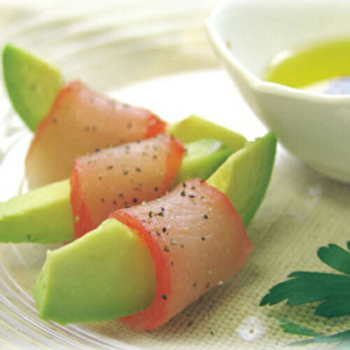 ↑↑↑正確な在庫状況は上記バナー「在庫状況を確認する」をクリックして頂き、必ずご確認ください。&nbsp;&nbsp;&nbsp;まぐろの生ハムスライス50g×6鮪を生ハム仕立てに仕上げスライスしました。燻の薫りとしっとりしたまぐろの生ハム...