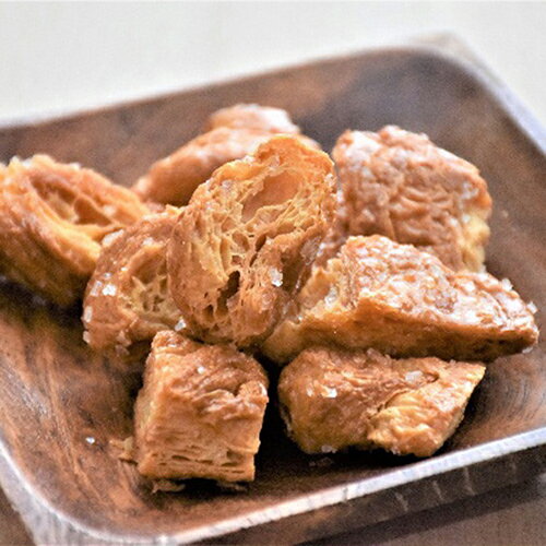 ↑↑↑正確な在庫状況は上記バナー「在庫状況を確認する」をクリックして頂き、必ずご確認ください。&nbsp;&nbsp;&nbsp;60g×12層になったクロワッサンに、ザクザク食感が心地よいザラメ糖を絡め、優しい甘さのラスクに仕上げました。　