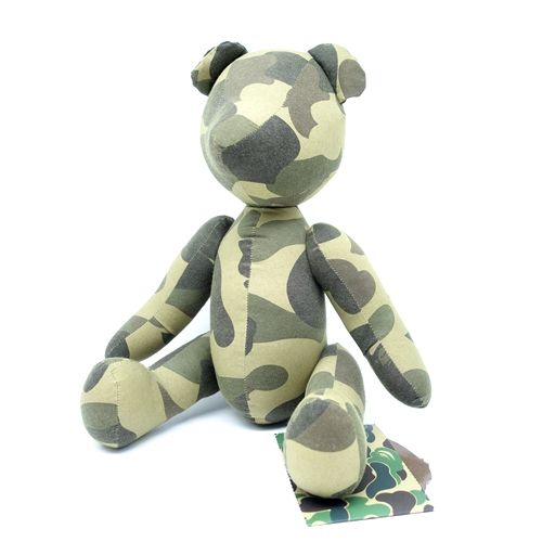 A BATHING APE CITY CAMO TEDDY BEAR エイプ カモ テディーベア インテリア 小物 大名店【中古】 A BATHING APE CITY CAMO TEDDY BEAR エイプ カモ テディーベア インテリア 小物 大名店【中古】