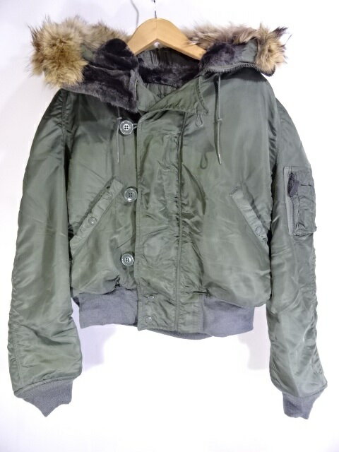 リアルファーのモデルです!【アメリカの軍服】空軍フライト リアルファーのモデルです!【アメリカの軍服】空軍フライト