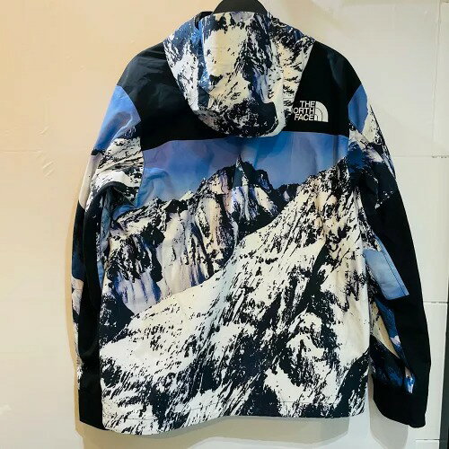 Supreme 17aw THE NORTH FACE MOUTAIN PARKA Mサイズ NP61701I 雪山 シュプリーム ノースフェイス マウンテンパーカー 南堀江店【中古】