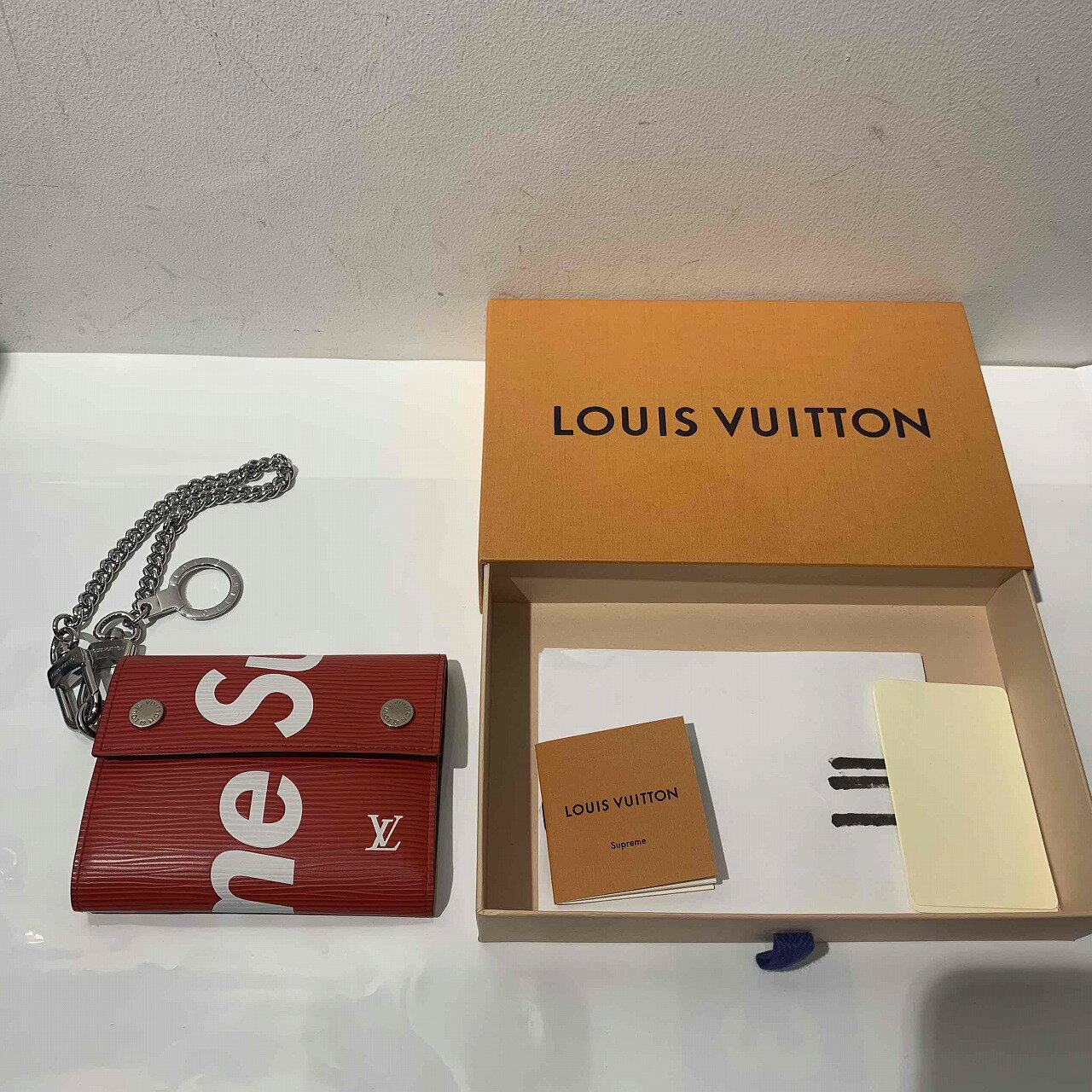 LOUIS VUITTON 17aw SUPREME CHAIN WALLET EPI AND TAIGA M67755 ルイヴィトン シュプリーム チェーンウォレット エピアンドタイガ 財布 心斎橋店【中古】