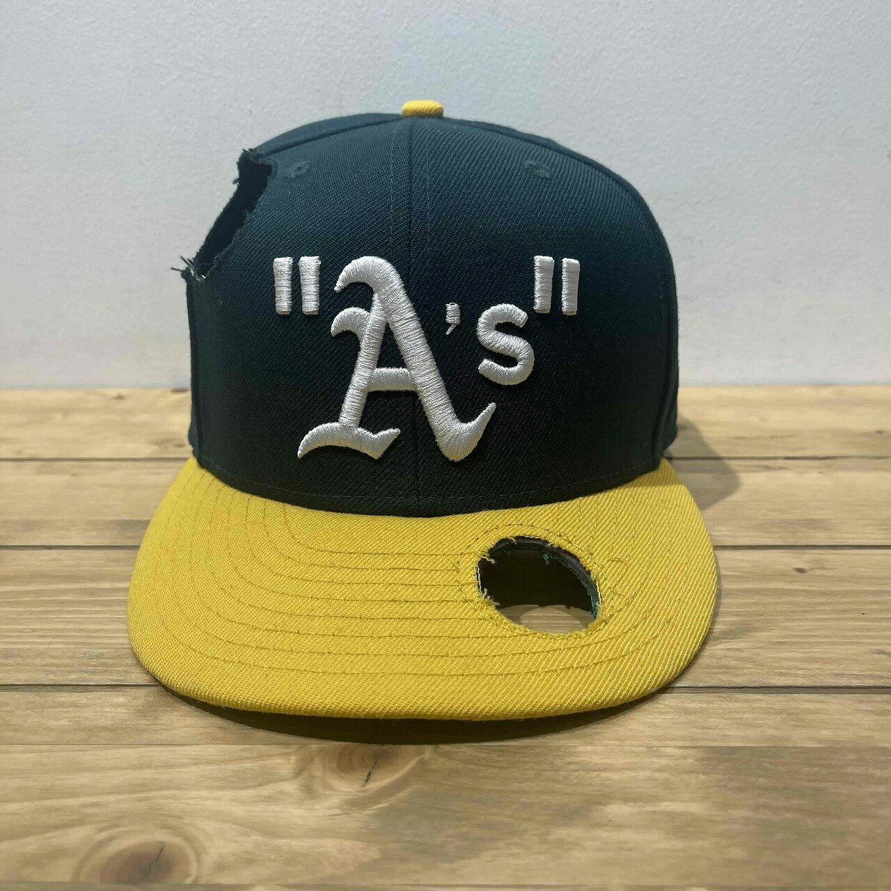 乐天商城 - OFF-WHITE x NEW ERA MLB ATHLETICS CAP (7-3/8 58.7cm) オフホワイト ニューエラ キャップ心斎橋店【中古】