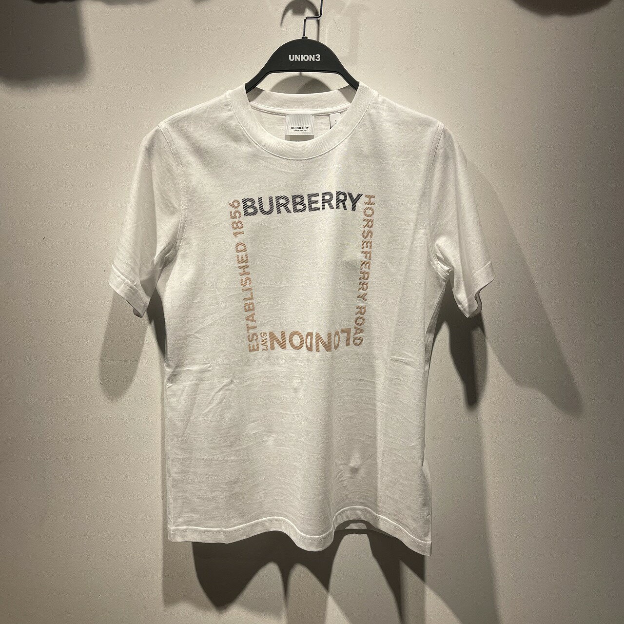 BURBERRY LONDON HORSEFERRY PRINT S/S T-SHIRT 8064473 SIZE-S СХ꡼ɥ ۡե꡼  ץ TEE T ضŹš