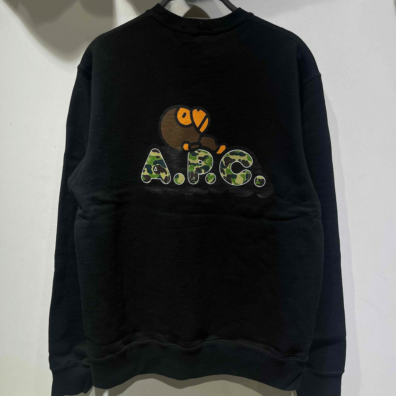 A BATHING APE 22aw x A....の紹介画像2