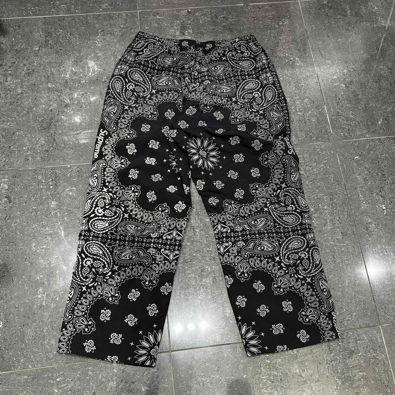 楽天市場】supreme bandana track pantの通販