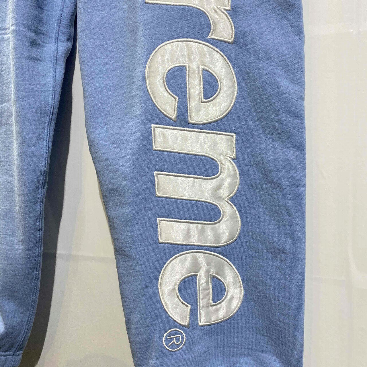 Supreme 24aw Satin Applique Sweatpant Lサイズ シュプリーム サテンアップリケスウェットパンツ 南堀江店【中古】