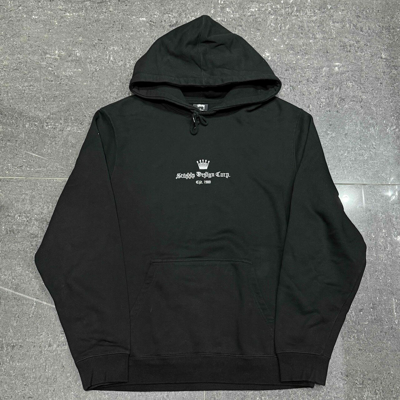 STUSSY クラウン刺繍パーカー ブラック 楽天市場】stussy クラウン パーカーの通販