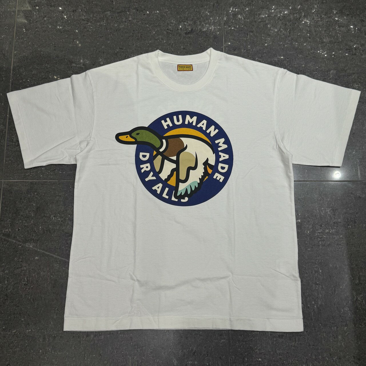 乐天商城 - HUMAN MADE 25ss DRY ALLS GRAPHIC TEE SIZE-XXL HM29CS049 ヒューマンメイド ドライオールズダックグラフィック半袖Tシャツ 南堀江店【中古】