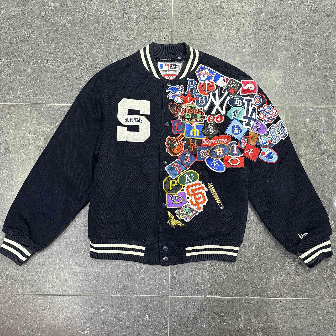 乐天商城 - Supreme 20ss NEW ERA MLB Varcity Jacket SIZE-Mシュプリーム ニューエラ エムエルビー バーシティージャケット 南堀江店【中古】