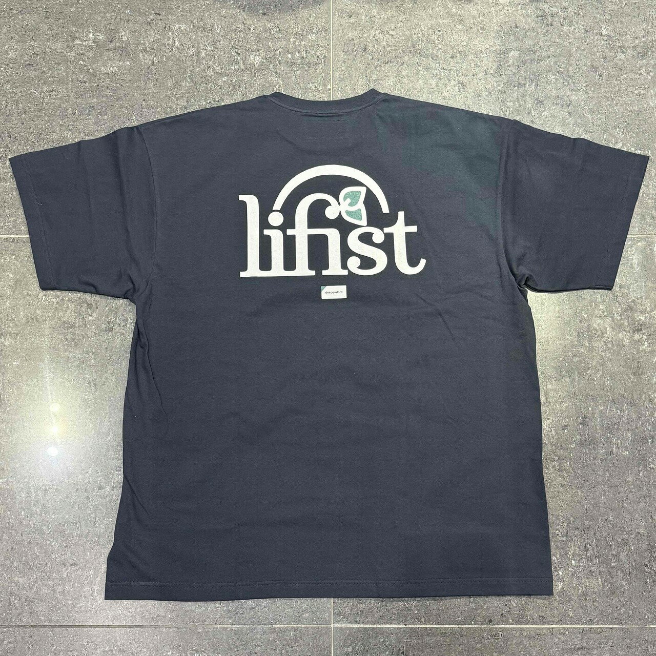 Rakuten - DESCENDANT 26ss LIFIST SS TEE SIZE-4 261ATDS-STM01S ディセンダント リフィスト 半袖Tシャツ 南堀江店【中古】