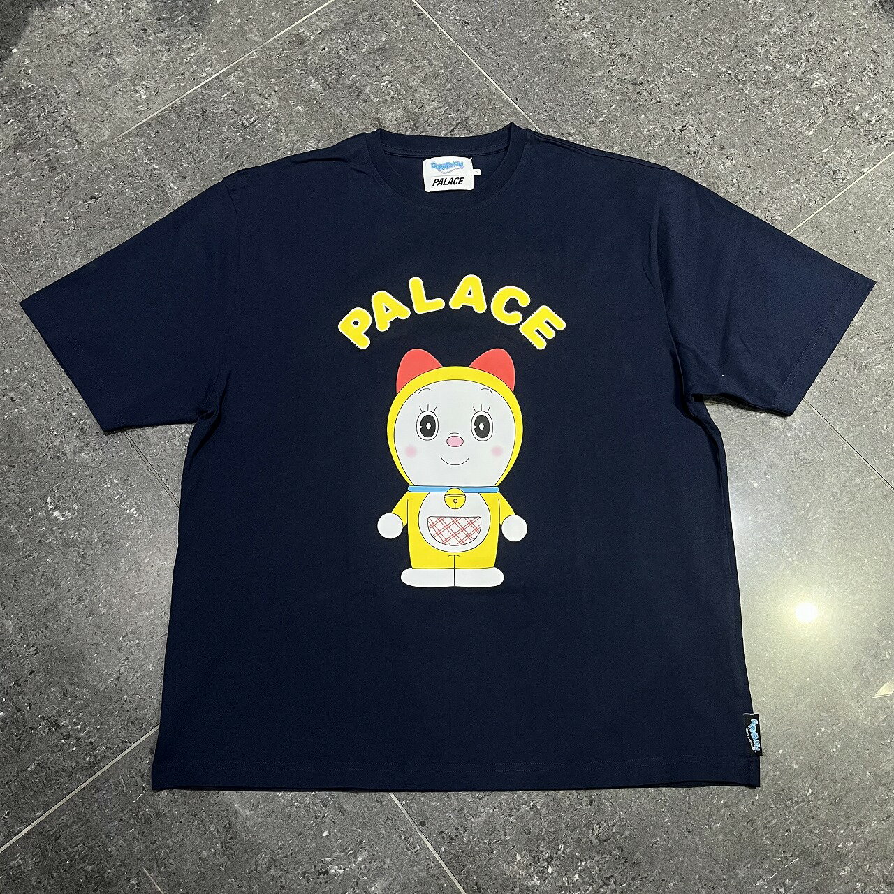 Rakuten - PALACE 25aw DORAEMON T-SHIRT SIZE-XL パレス ドラミちゃん半袖Tシャツ 南堀江店【中古】