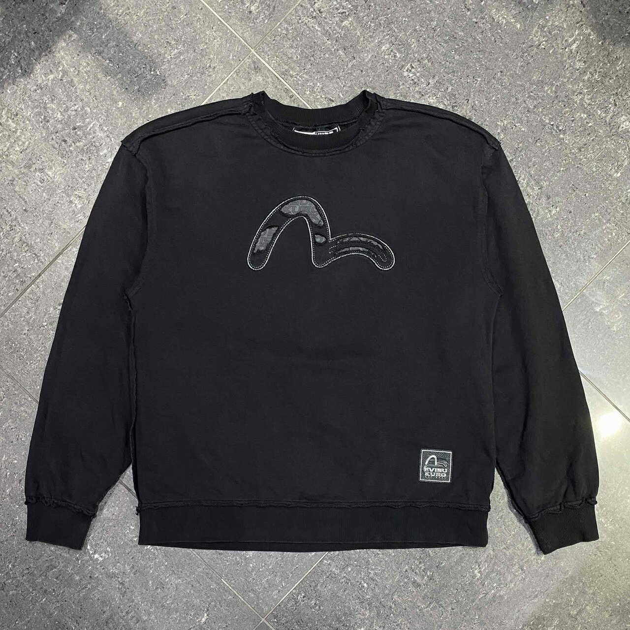 Rakuten - EVISU ACID WASH AND DISTRESSED SWEAT SIZE-S 2EAGNM5SW5020RXCT エヴィス ロゴ スウェット 心斎橋店【中古】