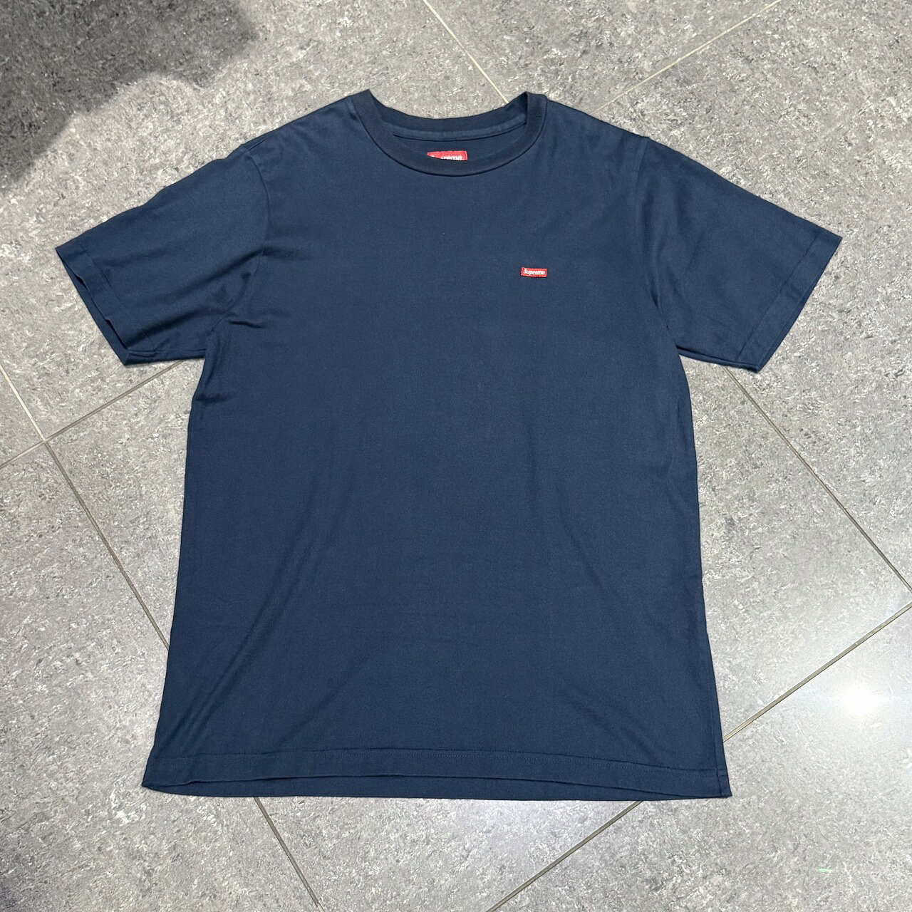 楽天市場】supreme small box tee（サイズ（S/M/L）S）の通販