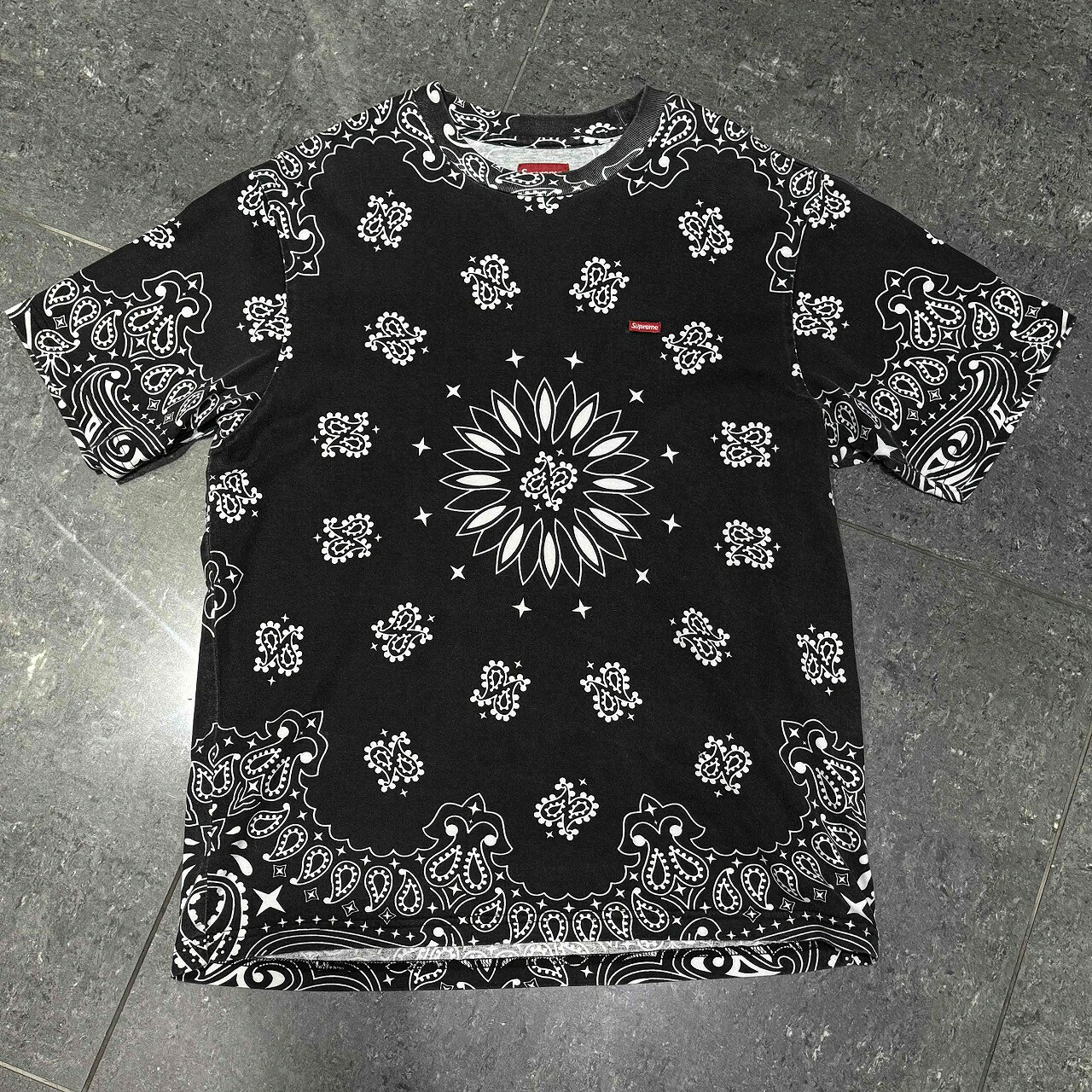 楽天市場】シュプリーム バンダナ tシャツの通販