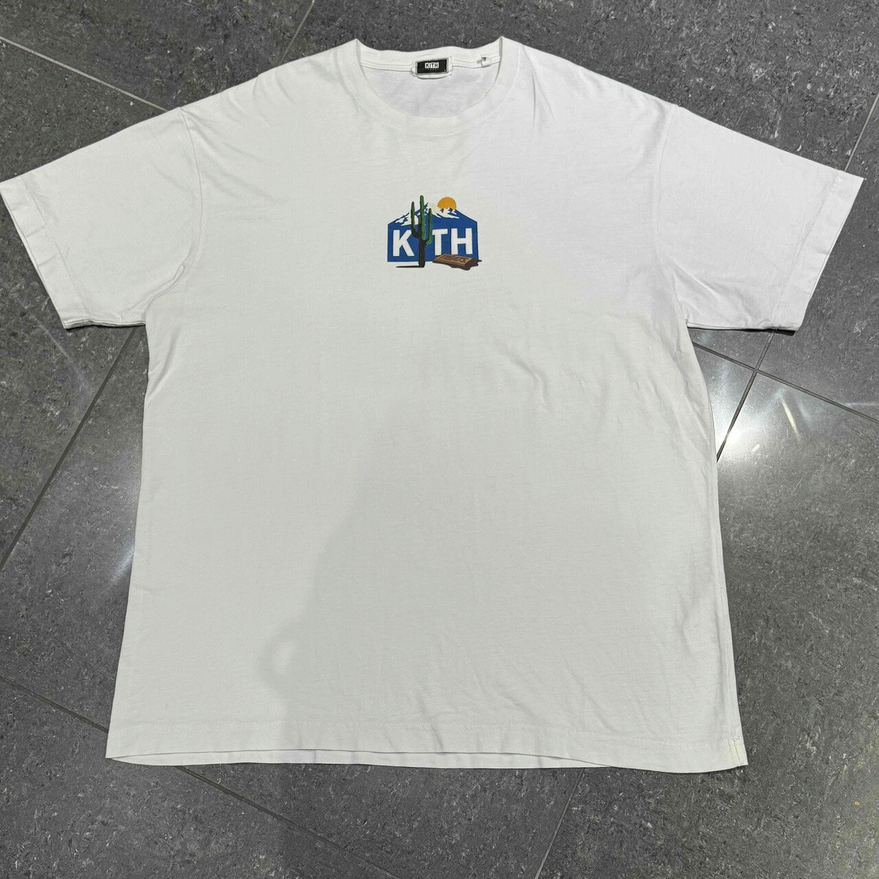 KITH NY TREATS DESERT TEE SIZE-L キス ニューヨーク トゥリーツ デザート ウィザート 半袖Tシャツ 南堀江店【中古】