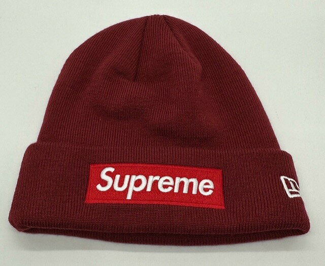 商品詳細Supreme 22aw New Era Box Logo Beanie シュプリーム ニューエラ ボックスロゴビーニーになります。■ブランド：Supreme■品番■カラー：バーガンディー■付属品：無し■状態：USED品になります。画像にてご確認下さい。■定価■サイズ(約cm)：メジャー採寸の為、若干の誤差が生じる場合がございます。SIZEFREEご注意●お色味について、極力実物に近くなるよう撮影を心掛けておりますが、ご使用のモニター環境等により、実際のお色味と多少異なる場合がございます。●商品チェックについて、確認には、細心の注意を払っておりますが、初期傷や劣化、保管時の小傷等がある場合がございます。 あくまでもUSED品となっておりますので神経質な方のご購入はお控え下さい。●当店の商品は実店舗でも販売しております。お買い上げ頂いた商品が品切れになってしまう場合がございます。ご迷惑をおかけ致しますが、予めご了承ください。●返品・交換について、不良品以外の返品、交換はお受け致しかねますので サイズ、状態などよくお確かめの上、ご購入下さい。この商品のお問い合わせ先UNION3 南堀江店■ 大阪府大阪市西区南堀江1丁目14－17 レゴ南堀江1F■ 06-7709-3032