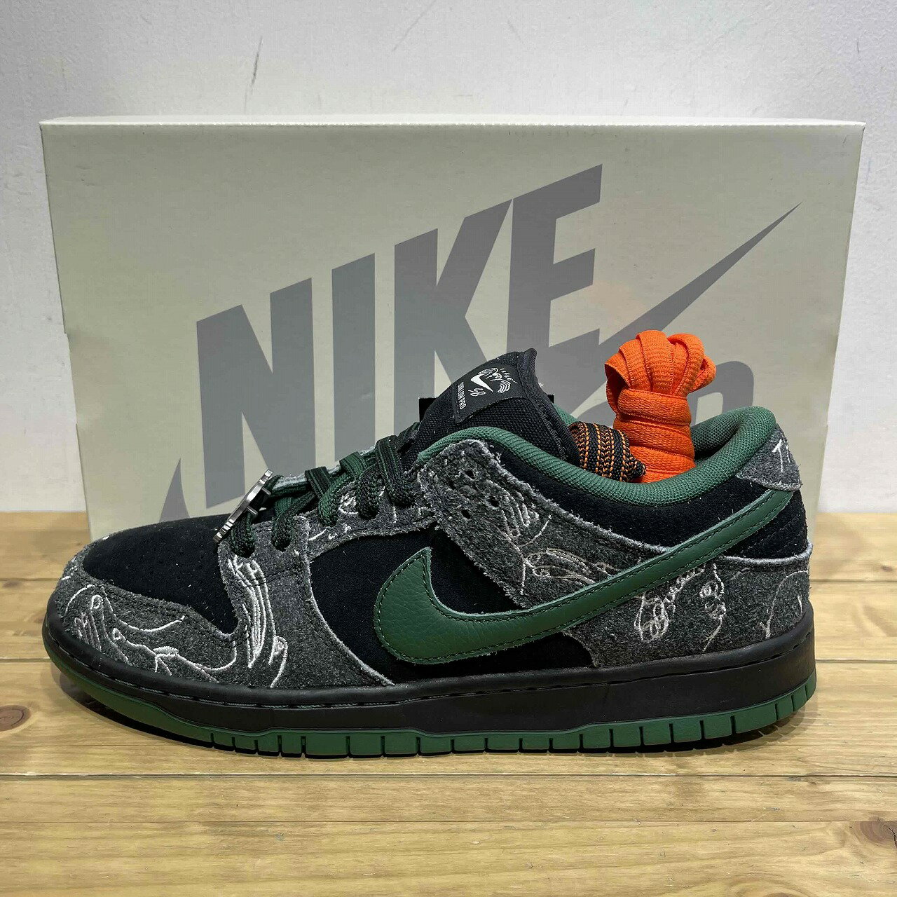 【中古】NIKESBDUNKLOW...