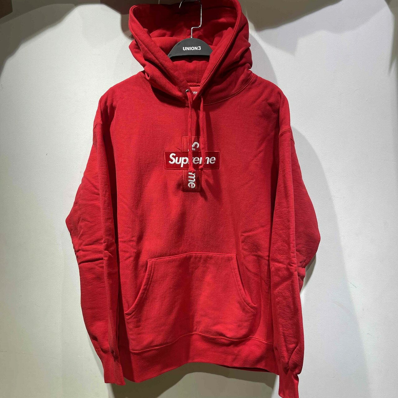 楽天市場】supreme box logo(カラーレッド)(パーカー 楽天市場】supreme box logo(カラーレッド)(パーカー