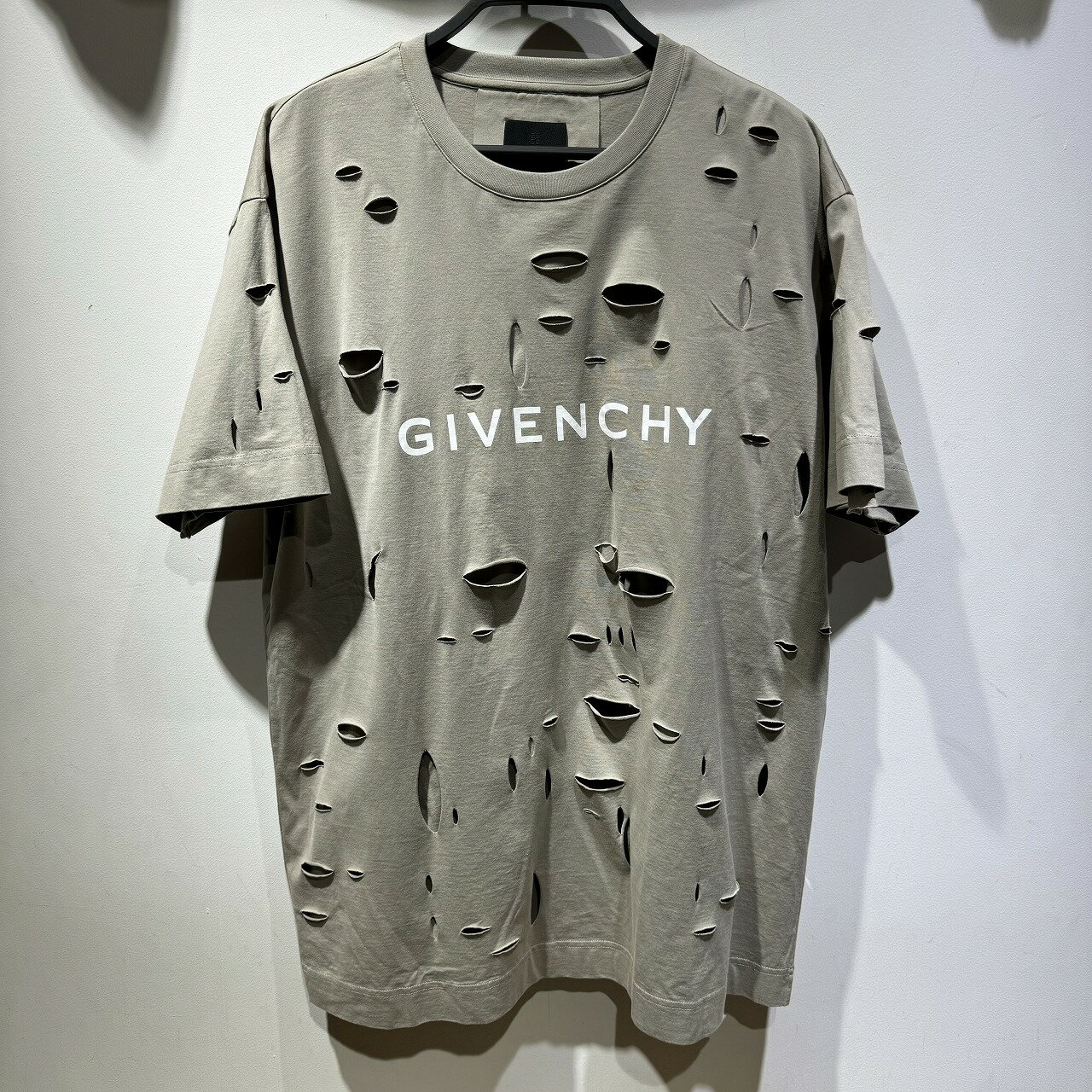 GIVENCHY ARCHETYPE OVERSIZED T-SHIRT Size-L BM716N3Y8Y ジバンシィ アーキタイプ オーバーサイズ 半袖Tシャツ 心斎橋店【中古】 1