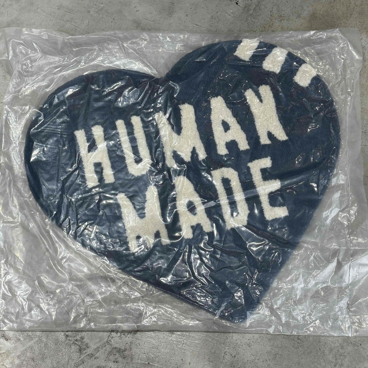 HUMAN MADE HEART RUG (54cm x 64.5cm) ヒューマンメイド ハート ネイビー ラグマット 心斎橋店【中古】