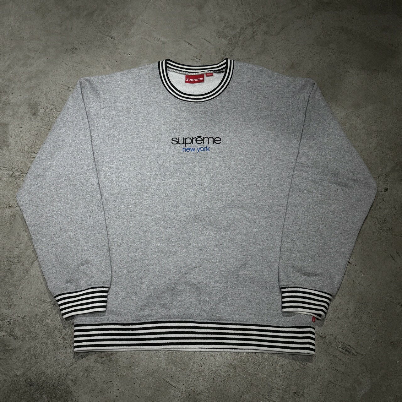 Rakuten - Supreme 14aw Classic Stripe Rib Crewneck XLサイズ シュプリーム クラシックロゴ クルーネック スウェット 心斎橋店【中古】