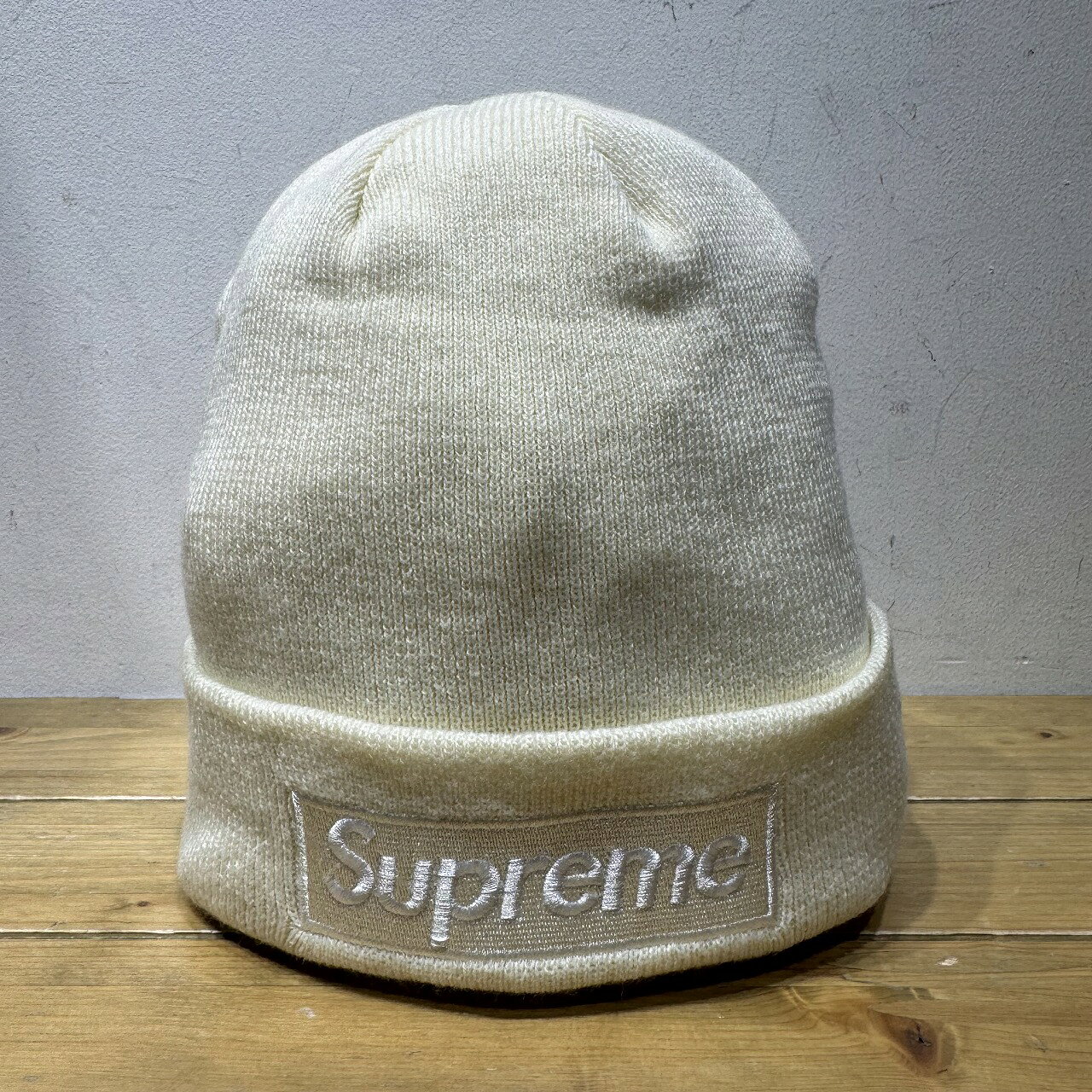 SUPREME ニット帽　ベージュ 中古・古着通販】SUPREME (シュプリーム) ニット帽 サンドベージュ
