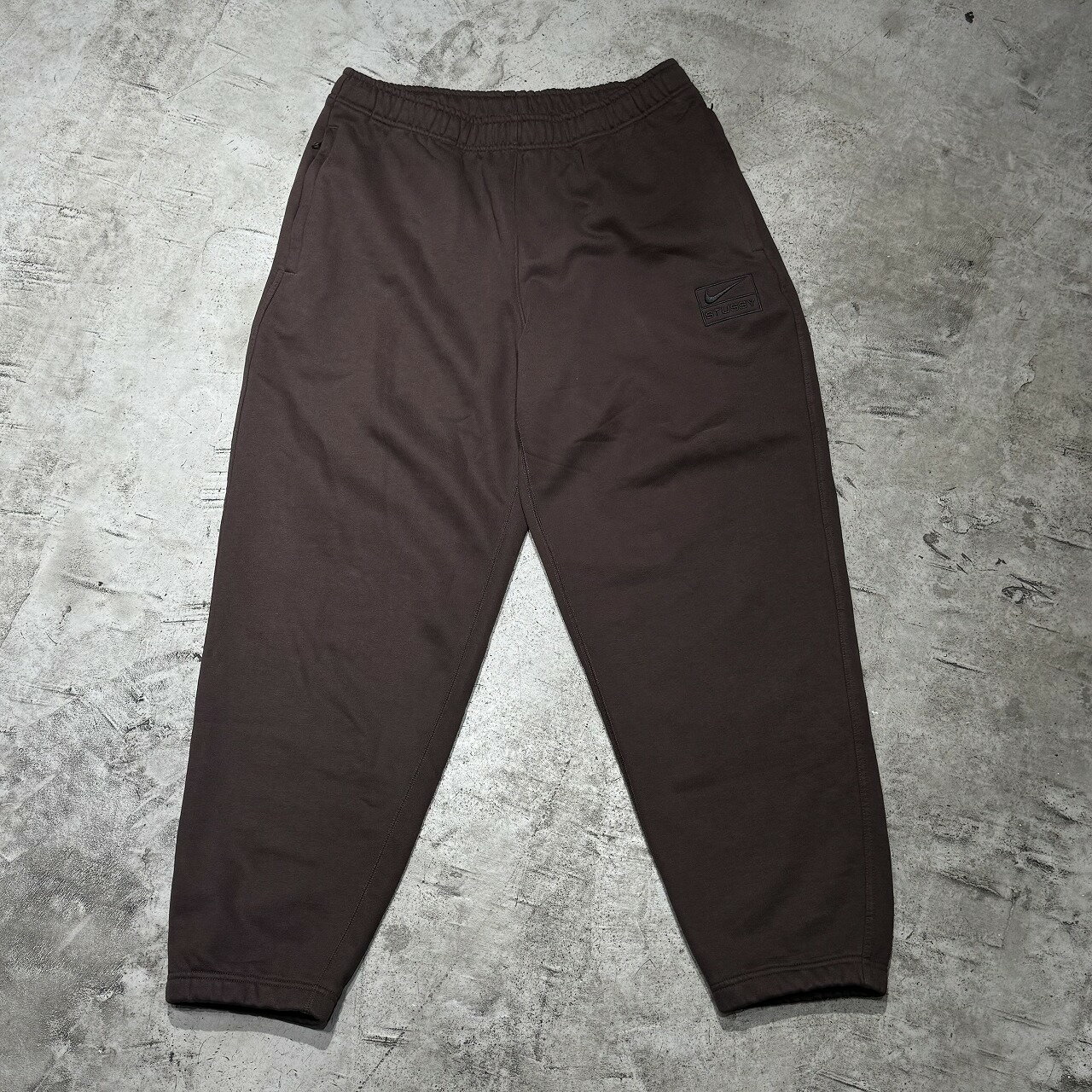 Rakuten - STUSSY x NIKE STONE WASHED FLEECE PANTS Mサイズ FN5235-261 ステューシー ナイキ ウォッシュド フリースパンツ 心斎橋店【中古】